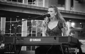 Megan Bonnell, 7 July 2018, Yonge-Dundas Square, Toronto, ON